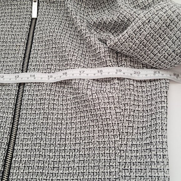 DKNY Women's Business Plus size Fringe Trim Tweed style zipper blazer size 16 - Picture 9 of 9